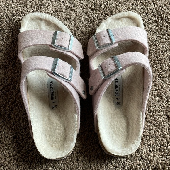 Women's Birkenstock Arizona Rivet PINK Wool Shearling Sandals Sz EUR 39/US 8 - Picture 4 of 11